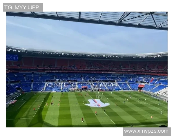 足球场八号球星的传奇身份与他在绿茵场上的非凡影响力解析